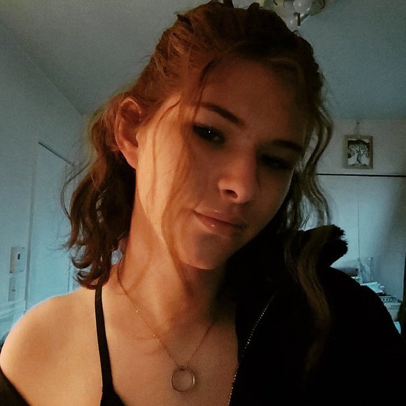 Meet your Posher, Aiyanna - Picture 1 of 1